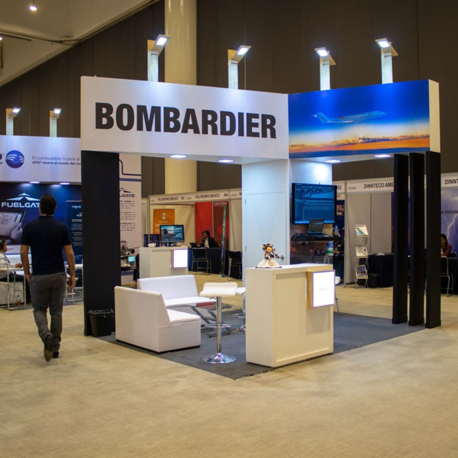 Stand Bombardier.jpg